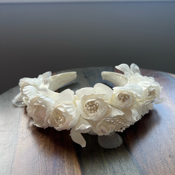 Bridal handmade head piece
